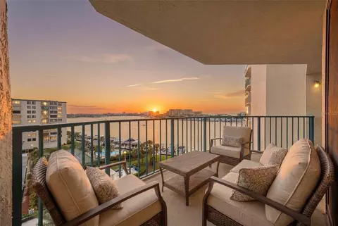 670 Island Way #807, Clearwater Beach, FL 33767