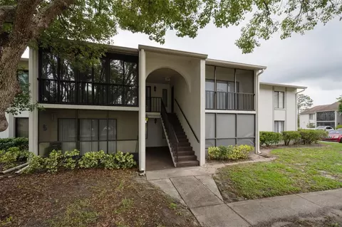 2687 Pine Ridge Way S #B2, Palm Harbor, FL 34684
