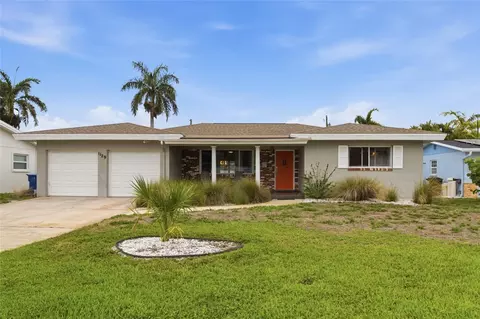 1129 39th Ave NE, Saint Petersburg, FL 33703