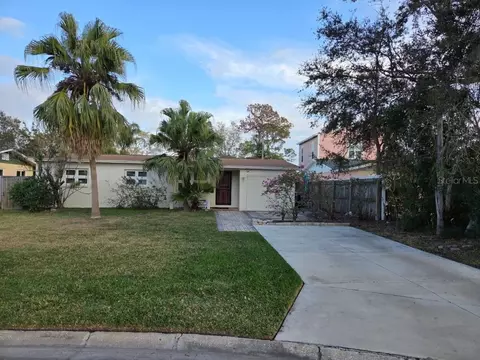 3919 Harrisburg St NE, Saint Petersburg, FL 33703