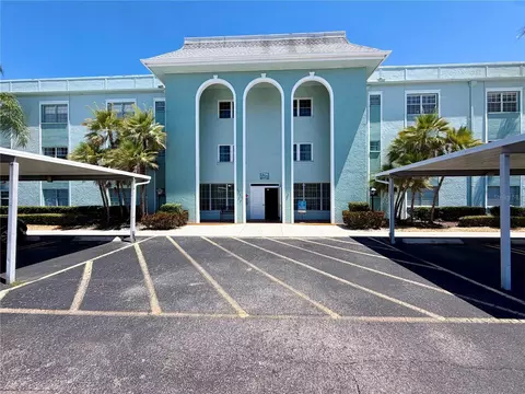 1706 Belleair Forest Dr #244, Belleair, FL 33756