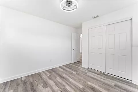 Bedroom - 6221 Florida Cir E, Apollo Beach, FL 33572 photo 2 of 6
