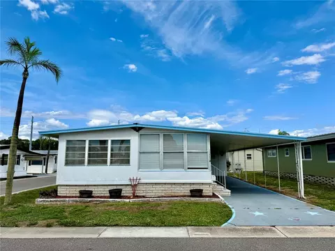 34115 Alamanda Dr N, Pinellas Park, FL 33781