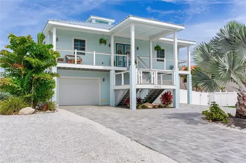 15808 Redington Dr, Redington Beach, FL 33708