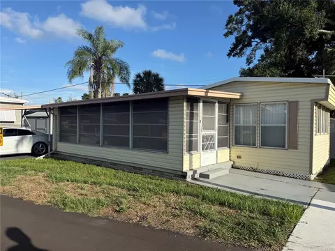 12674 Seminole Blvd #S18, Largo, FL 33778