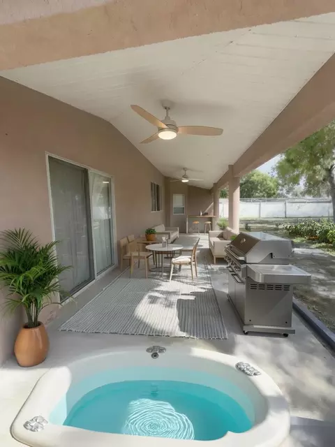 Exterior - 8414 Bay Dr, Spring Hill, FL 34606 photo 4 of 7
