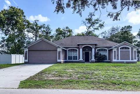 8414 Bay Dr, Spring Hill, FL 34606