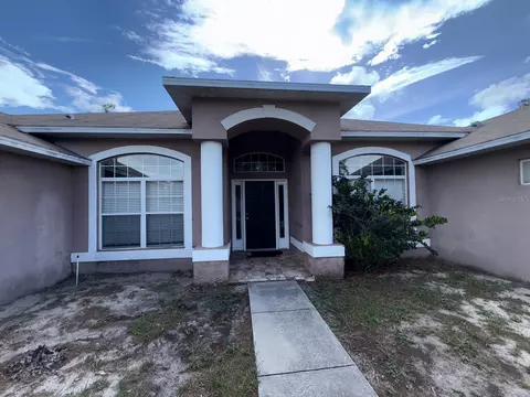 Exterior - 8414 Bay Dr, Spring Hill, FL 34606 photo 2 of 7
