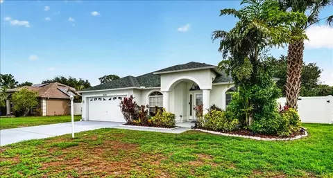 7122 87th Ln E, Palmetto, FL 34221