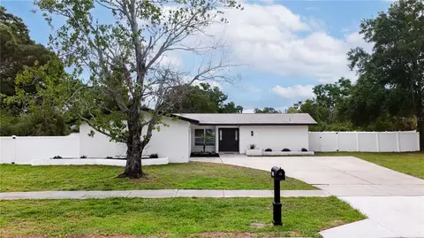 7811 47th St N, Pinellas Park, FL 33781