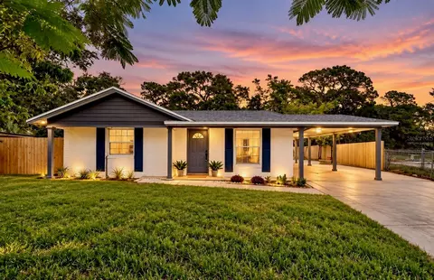 6532 S West Shore Cir, Tampa, FL 33616