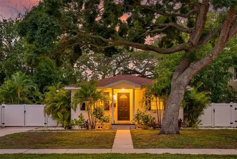 824 59th Ave NE, Saint Petersburg, FL 33703