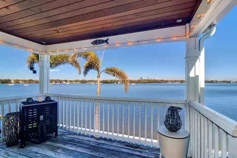 225 Pompano Dr SE #C, Saint Petersburg, FL 33705