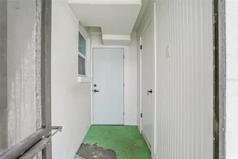 Entry Way - 529 Firefly Ln, Apollo Beach, FL 33572 photo 1 of 1