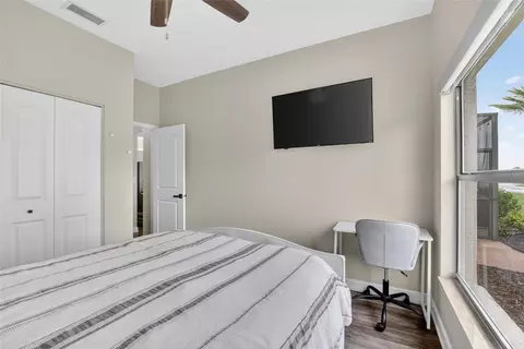 Bedroom - 11203 Longbrooke Dr, Riverview, FL 33579 photo 4 of 8