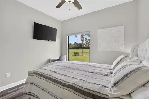 Bedroom - 11203 Longbrooke Dr, Riverview, FL 33579 photo 5 of 8