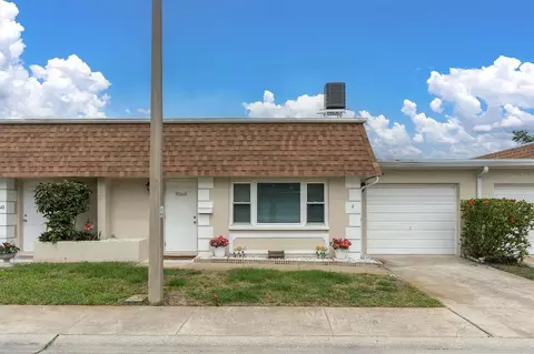 8260 Burgundy Dr N, Pinellas Park, FL 33781