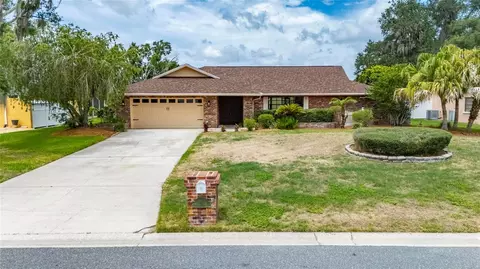 1903 Country Club Ct, Plant City, FL 33566