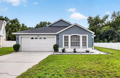 15826 Stags Leap Dr, Lutz, FL 33559