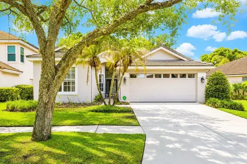17721 Nathans Dr, Tampa, FL 33647