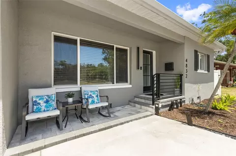4832 5th St S, Saint Petersburg, FL 33705