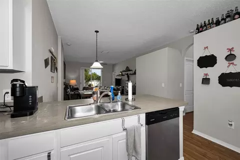 Kitchen - 1821 Alvara Pl, Trinity, FL 34655 photo 1 of 4