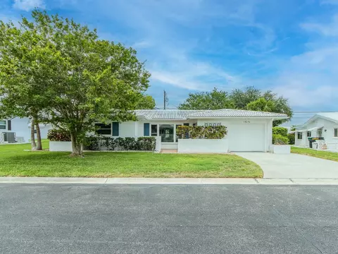 14070 90th Ave, Seminole, FL 33776