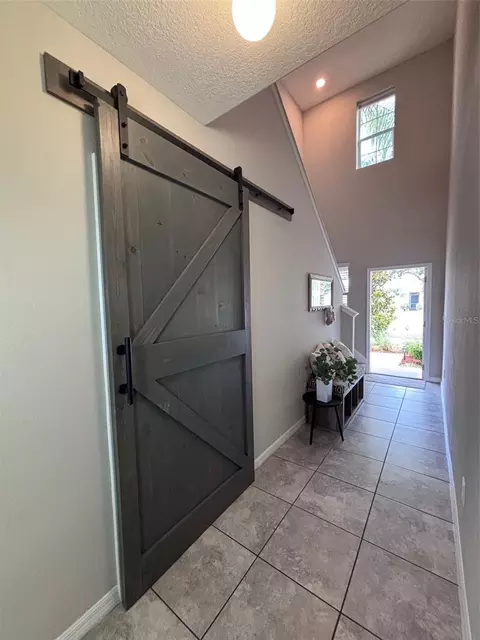 Entry Way - 405 Serenity Mill Loop, Ruskin, FL 33570 photo 3 of 5