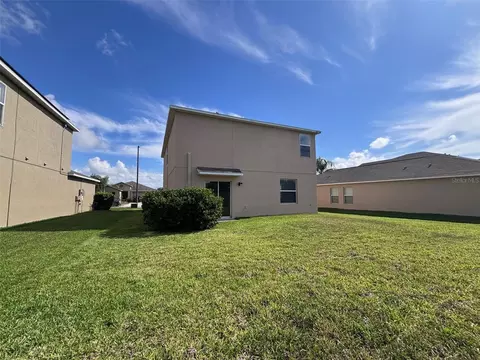 Exterior - 405 Serenity Mill Loop, Ruskin, FL 33570 photo 7 of 14