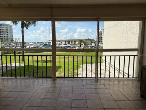 7907 Sailboat Key Blvd S #105, South Pasadena, FL 33707