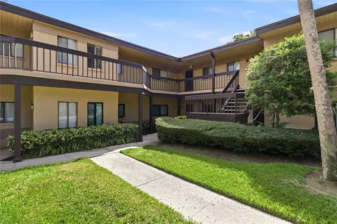 2685 Sabal Springs Cir #105, Clearwater, FL 33761