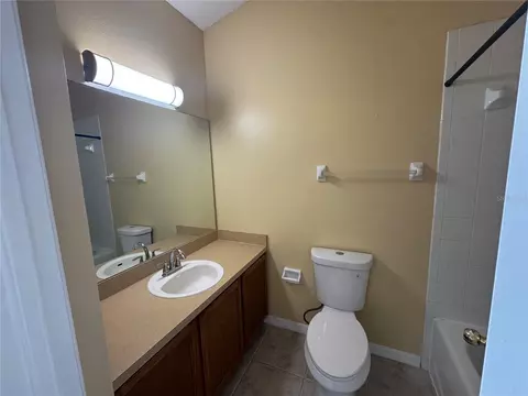 Bath - 6229 Osprey Lake Cir, Riverview, FL 33578 photo 2 of 3