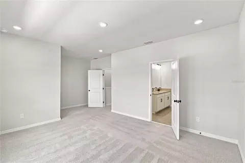 Bedroom - 5596 Coopers Hawk Ct, Saint Cloud, FL 34772 photo 2 of 6