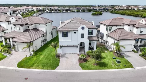 View/Area - 1108 Seagrape Dr, Ruskin, FL 33570 photo 3 of 18