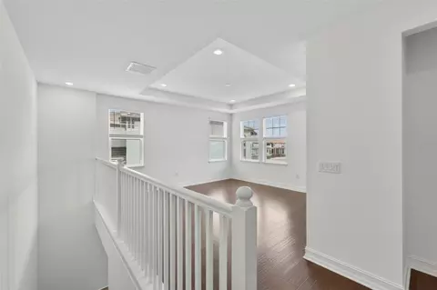Entry Way - 1108 Seagrape Dr, Ruskin, FL 33570 photo 7 of 11