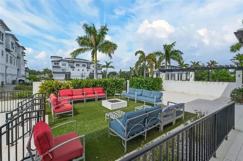 Exterior - 1108 Seagrape Dr, Ruskin, FL 33570 photo 22 of 22