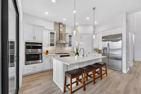 Kitchen - 1108 Seagrape Dr, Ruskin, FL 33570 photo 2 of 6