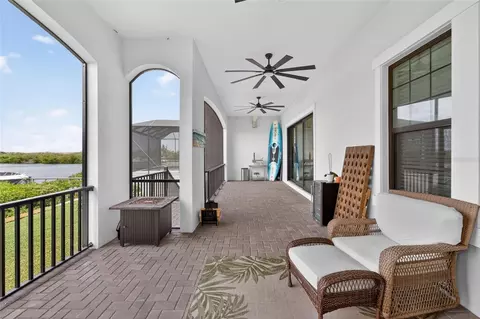 Exterior - 1108 Seagrape Dr, Ruskin, FL 33570 photo 5 of 22