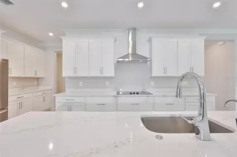 Kitchen - 12342 54th St E, Parrish, FL 34219 photo 2 of 4
