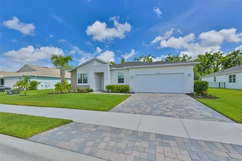 Exterior - 12342 54th St E, Parrish, FL 34219 photo 9 of 15