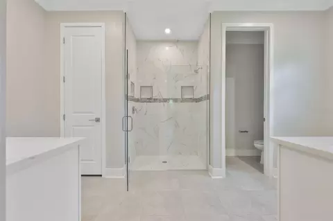 Bath - 12342 54th St E, Parrish, FL 34219 photo 1 of 6