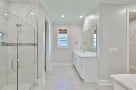 Bath - 12342 54th St E, Parrish, FL 34219 photo 3 of 6