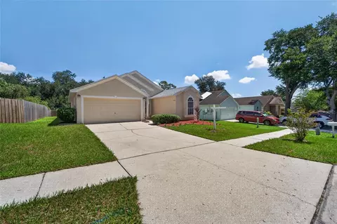 Exterior - 418 Henderson Ave, Seffner, FL 33584 photo 4 of 14