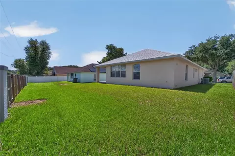 Exterior - 418 Henderson Ave, Seffner, FL 33584 photo 10 of 14