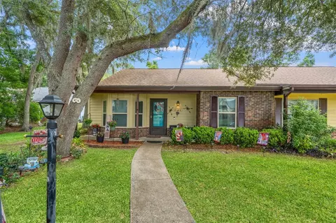 6144 Beechwood Dr, Dade City, FL 33523