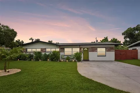 5520 24th Ter N, Saint Petersburg, FL 33710
