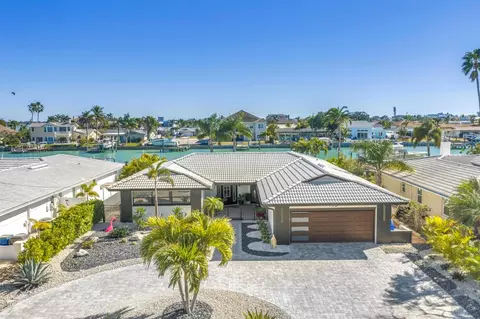 795 Capri Blvd, Treasure Island, FL 33706