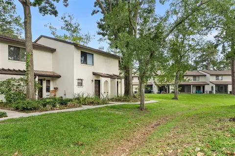Exterior - 2635 SW 35th Pl #307, Gainesville, FL 32608 photo 6 of 7