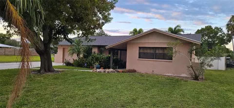 1031 Averly St, Fort Myers, FL 33919