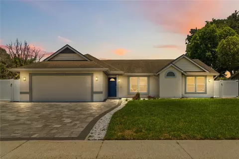 8055 Lesia Cir, Orlando, FL 32835